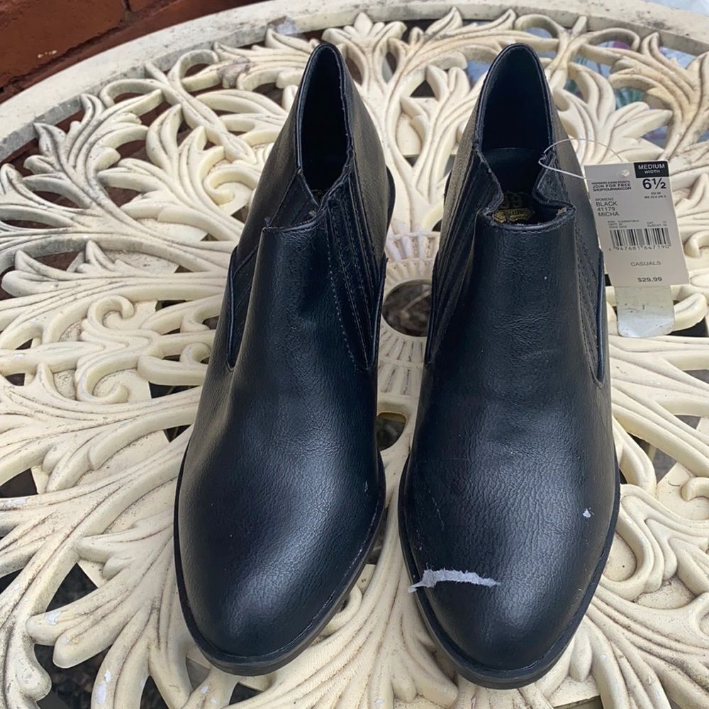 Route 66 black booties sz. 6.5 NWT